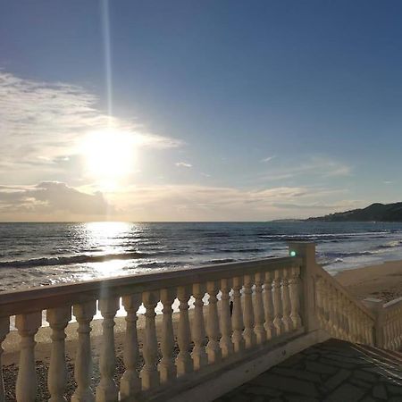 Atico Fresco Y Luminoso Con Aparcamiento Privado Διαμέρισμα Nerja Εξωτερικό φωτογραφία